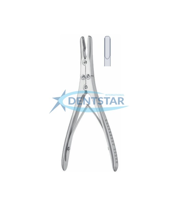 Orthopedic surgeon using Ruskin Rongeur for bone cutting